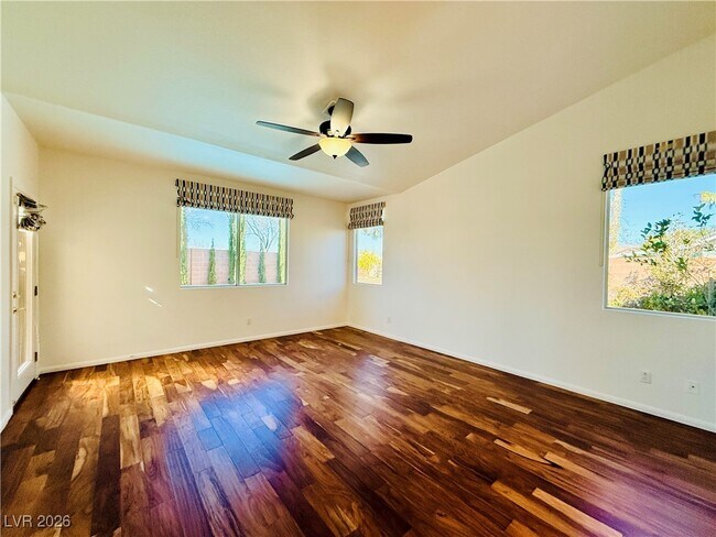 Building Photo - 2547 Serenity Hollow Dr