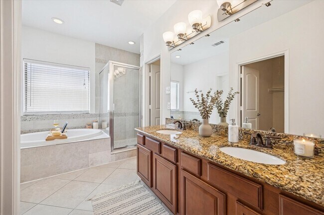 Building Photo - 5210 Petty St