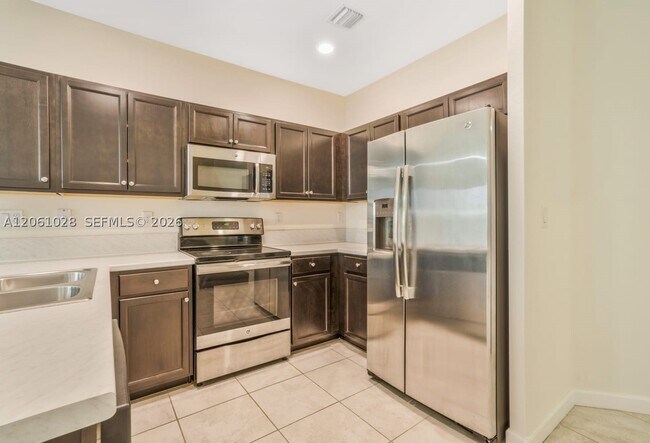 Building Photo - 11457 SW 253rd St