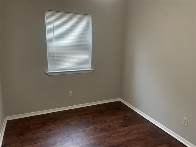 Building Photo - 501 Rosewood Hills Dr