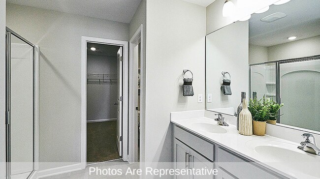 Building Photo - 3722 Vlg Spgs Ct