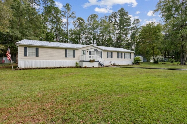 Building Photo - 9414 Joloru Dr