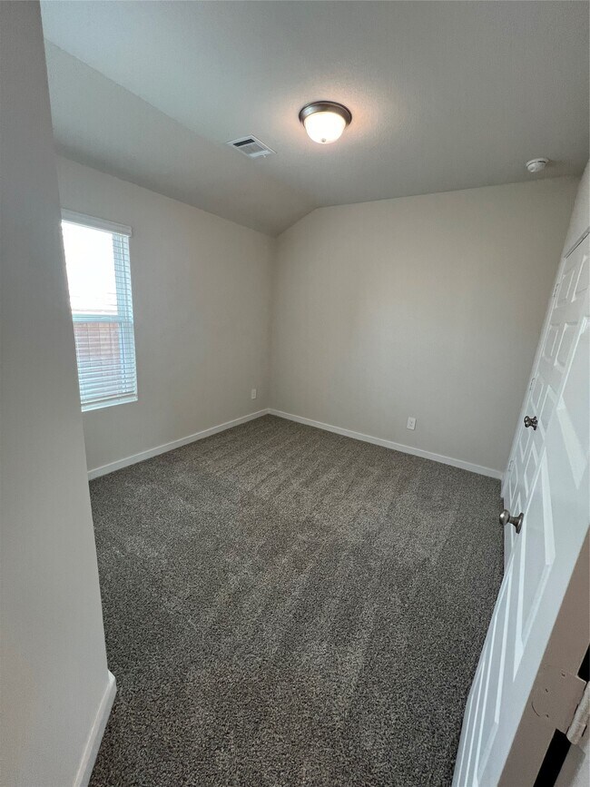 Building Photo - 9469 Herons Preserve