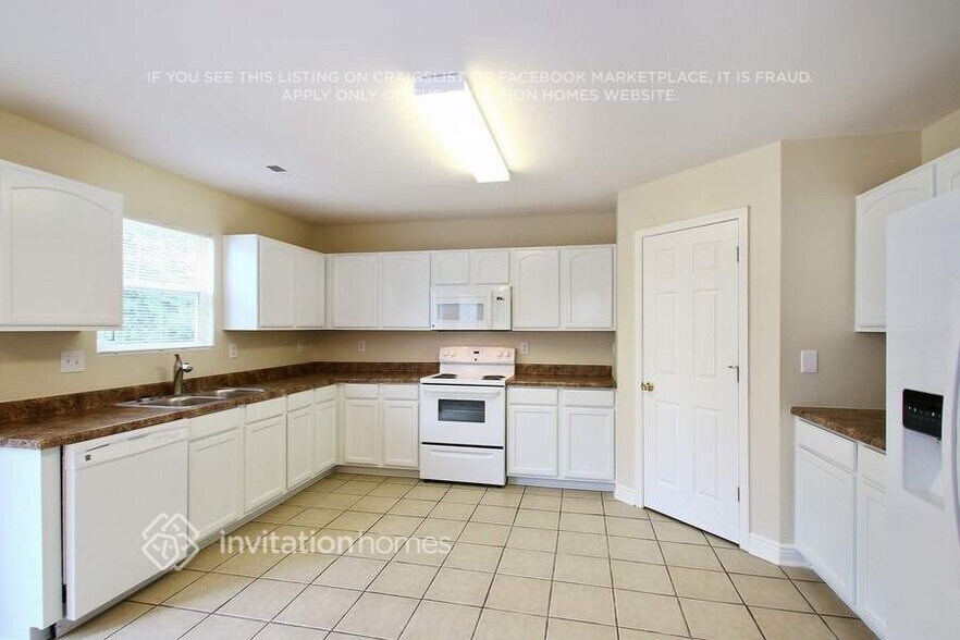 Building Photo - 9316 Swallowtail Ln