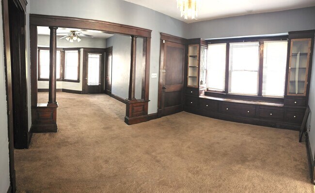 Building Photo - 11301 Florian Ave