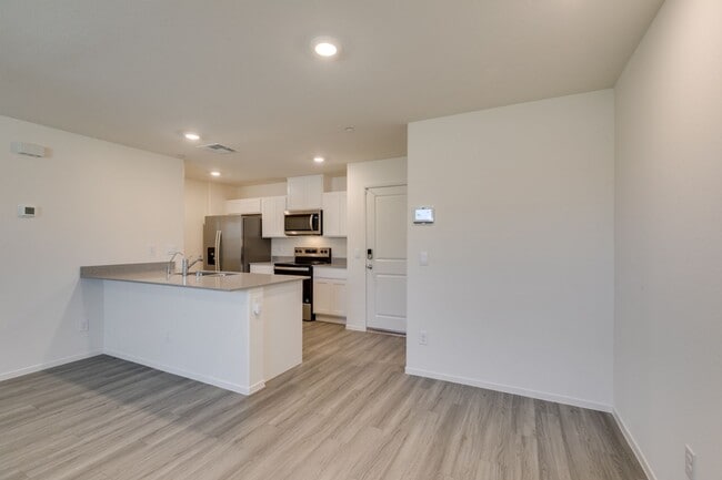 Building Photo - Gorgeous Townhome with upgrades in gated community* 3 large bedrooms, 2 car garage*Community pool...