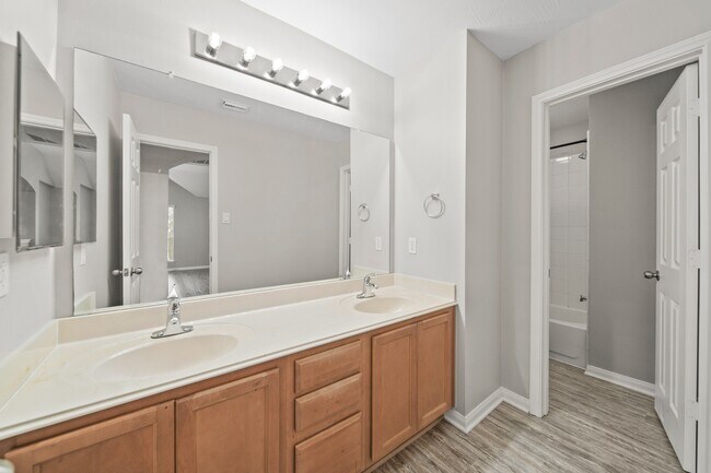 Building Photo - 4035 E Teal Estates Cir