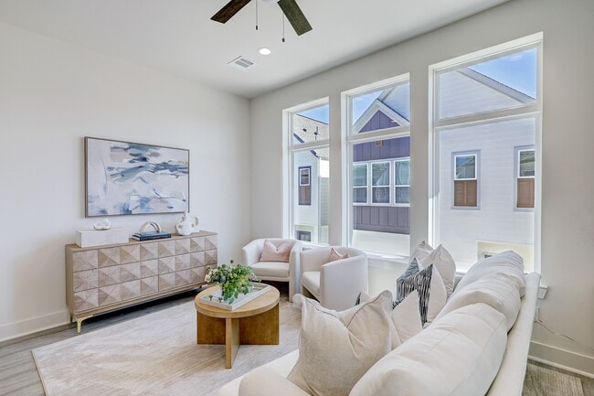 Building Photo - 5244 Texas St