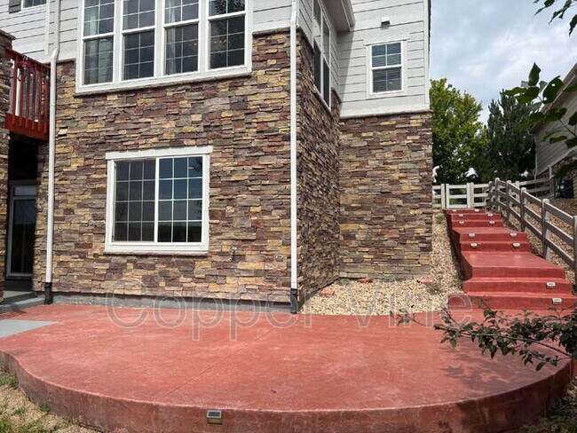 Building Photo - 3266 Yale Dr