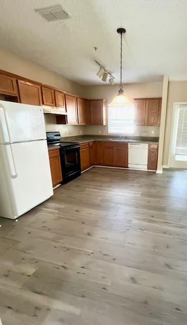 Building Photo - 2070 Cypress Bay Blvd
