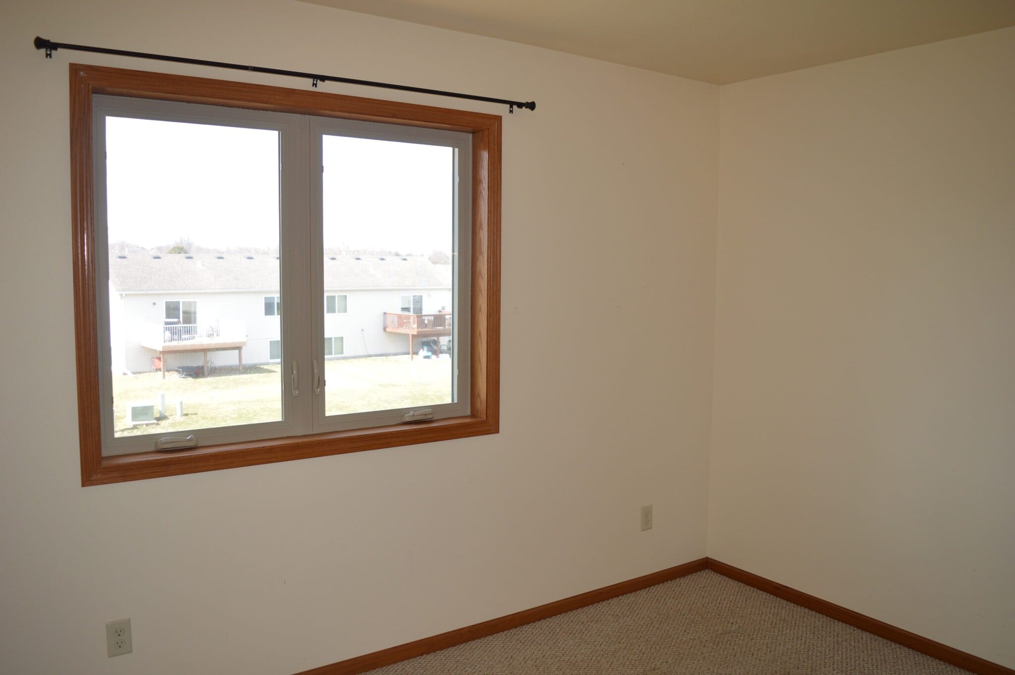 Building Photo - 1121 Union Rd