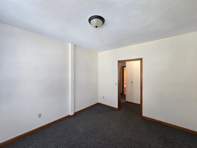 Building Photo - 17 Grafton St