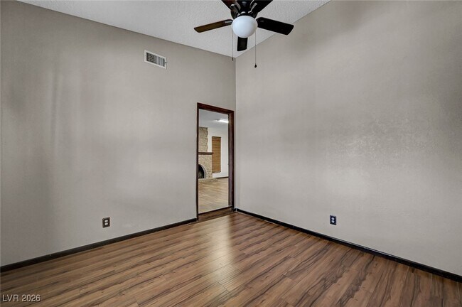 Building Photo - 6975 O'Bannon Dr