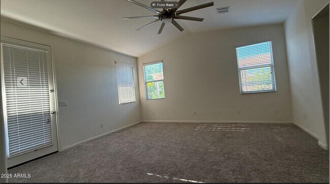 Building Photo - 5352 W Desert Hollow Dr