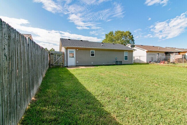 Building Photo - 1126 Timothy Ave