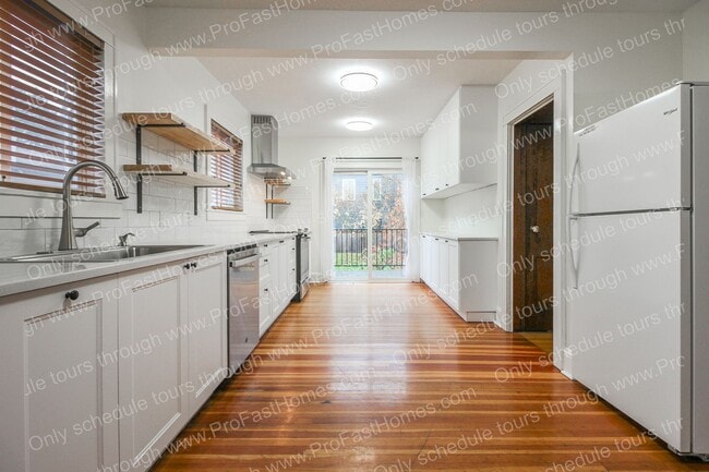 Building Photo - 5934 N Missouri Ave