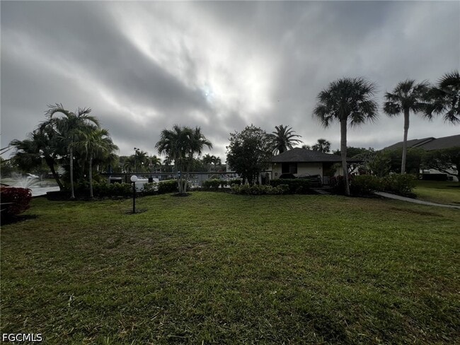 Building Photo - 9301 Central Park Dr