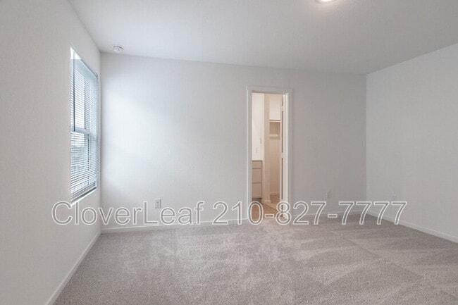 Building Photo - 8523 Loska Grn