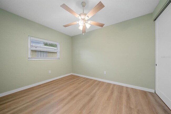 Building Photo - 5865 Tidewood Ave