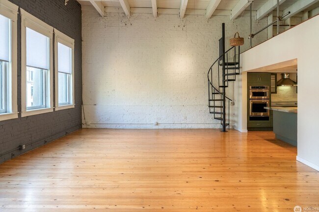 Building Photo - 2bd/1ba Seattle Condo