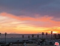 Building Photo - 271 S Ventura Rd