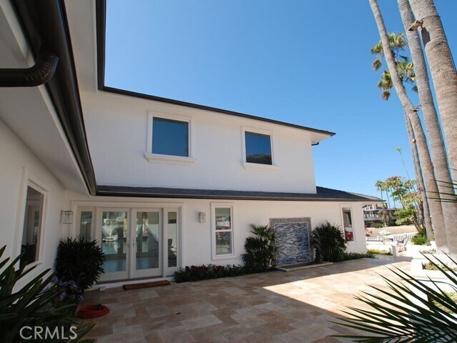 Building Photo - 7 Balboa Coves