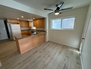Building Photo - 805 Allerton Ct