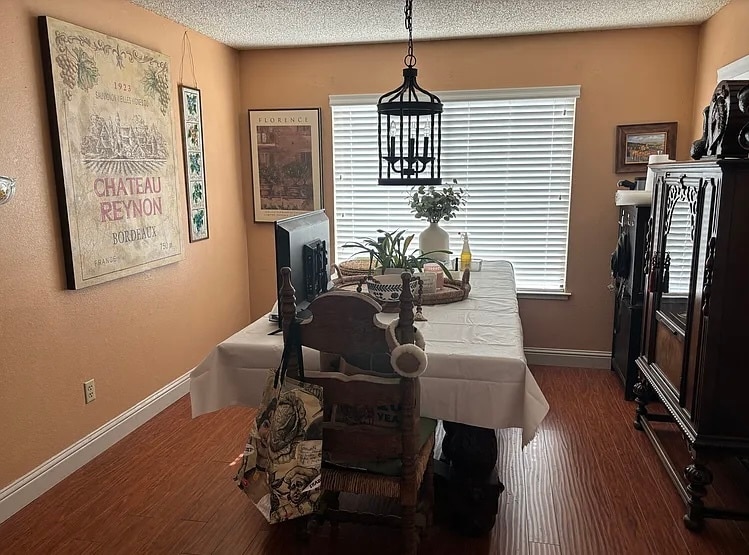 Building Photo - 615 Cutting Way