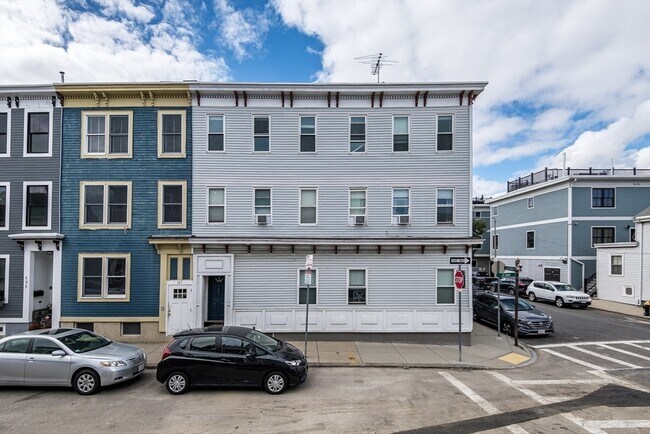 Building Photo - 167 O St