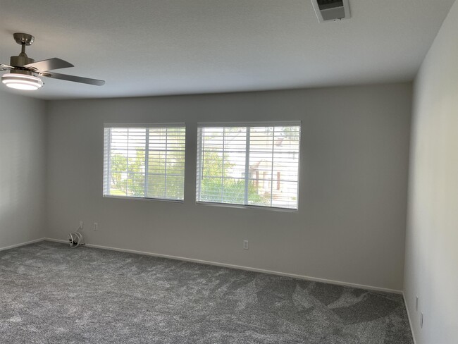 Building Photo - 1167 Innisfree Ct