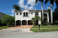 Building Photo - 375 SW 16th St
