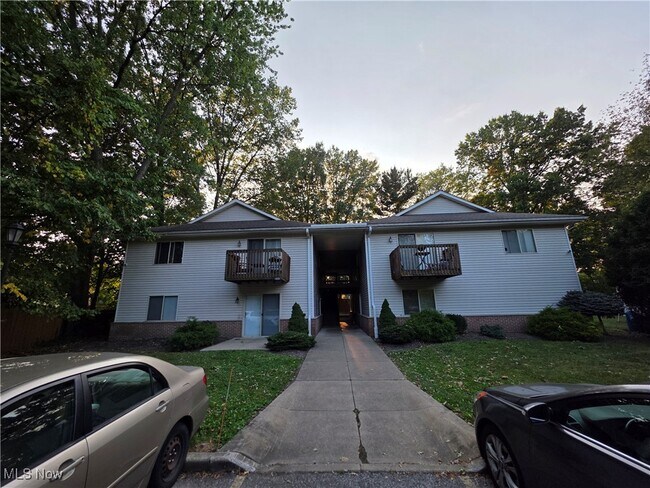 Primary Photo - 1825 5th St