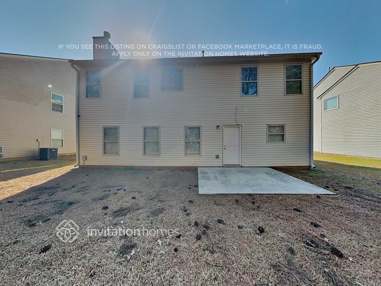 Building Photo - 3967 Rosebud Park Dr