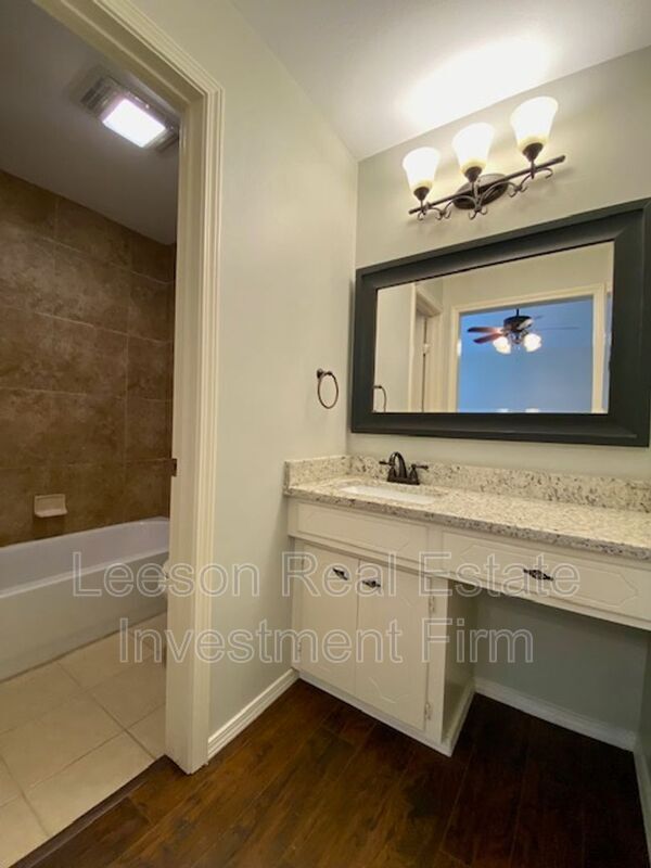 Building Photo - 4814 General Ewell Dr