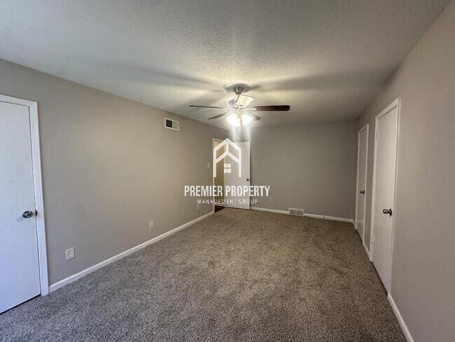 Building Photo - 7086 Hillshire Dr