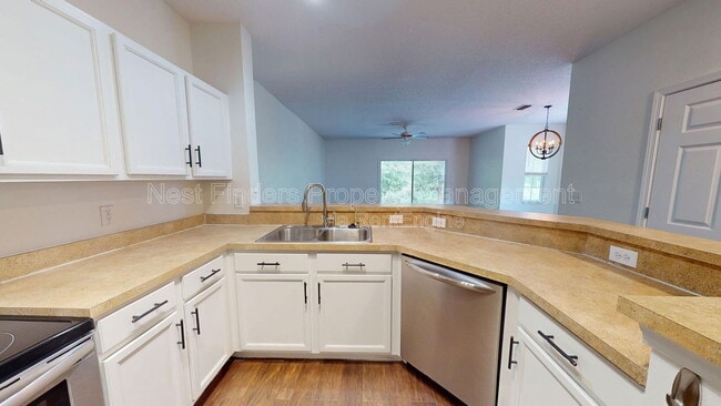 Building Photo - 5663 Greenland Rd