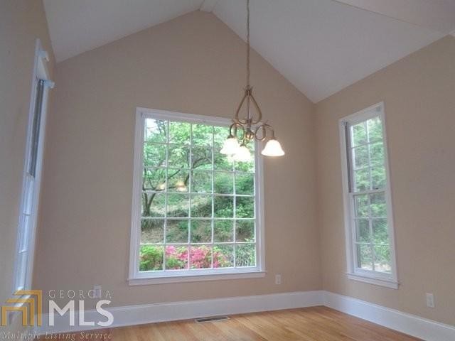 Building Photo - 806 Ridge Creek Ln