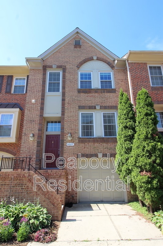 Building Photo - 8027 Merry Oaks Ct