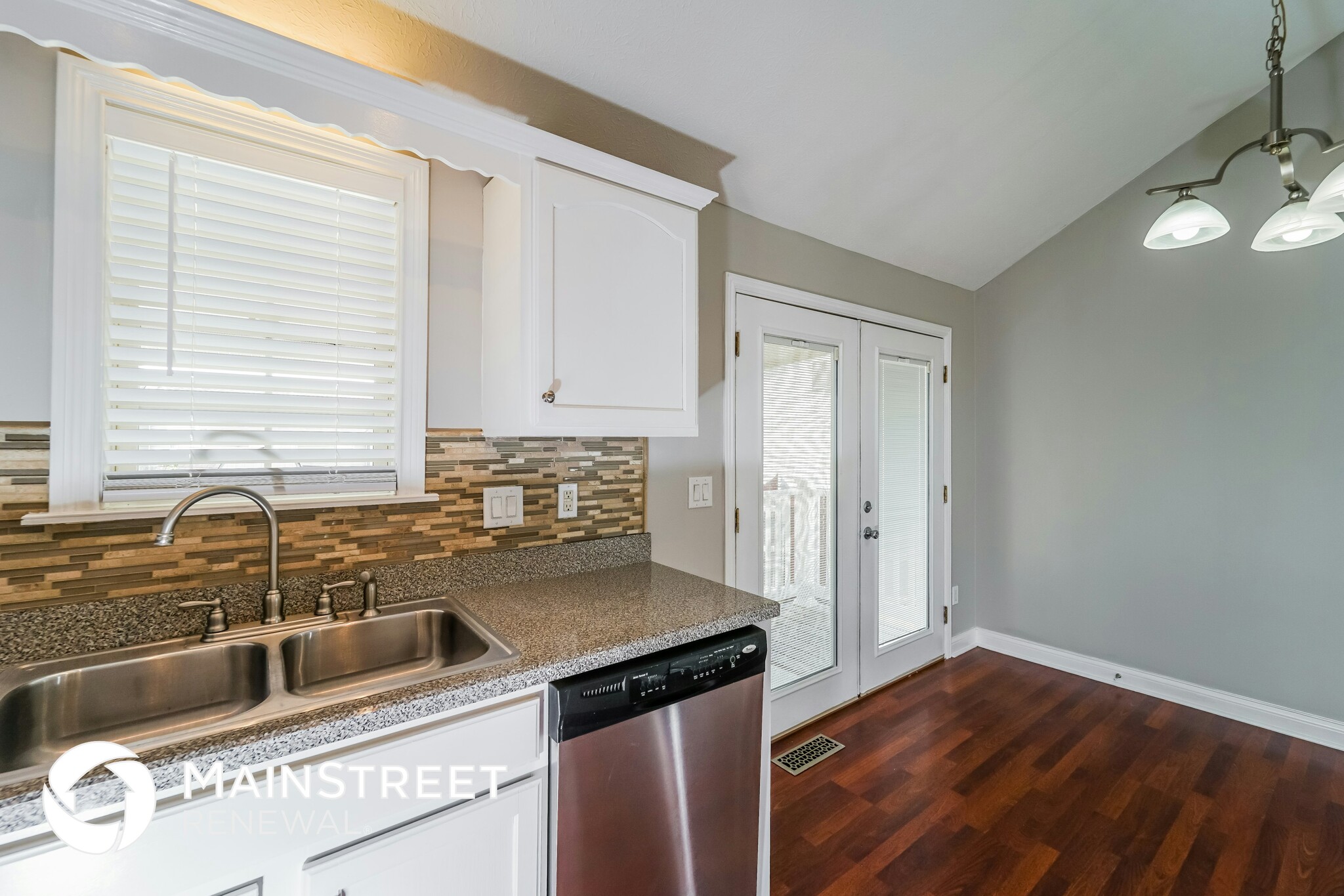 Building Photo - 10116 Greenfield Woods Cir