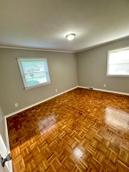 Bedroom 2 - 92 Kenway St