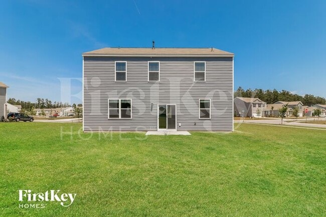 Building Photo - 385 Azore Way