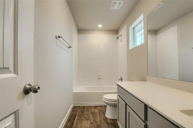 Building Photo - 603 Bluffview Dr.