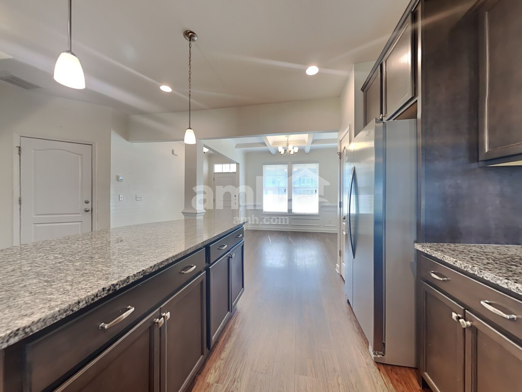 Building Photo - 530 Lateleaf Dr