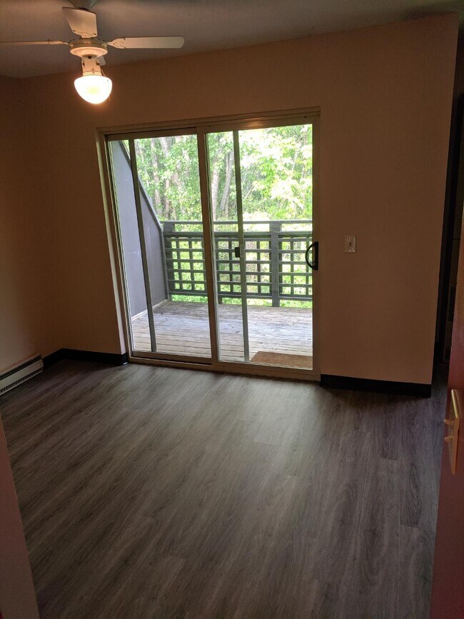 Dining area/deck - 124 Quarry Hill Rd