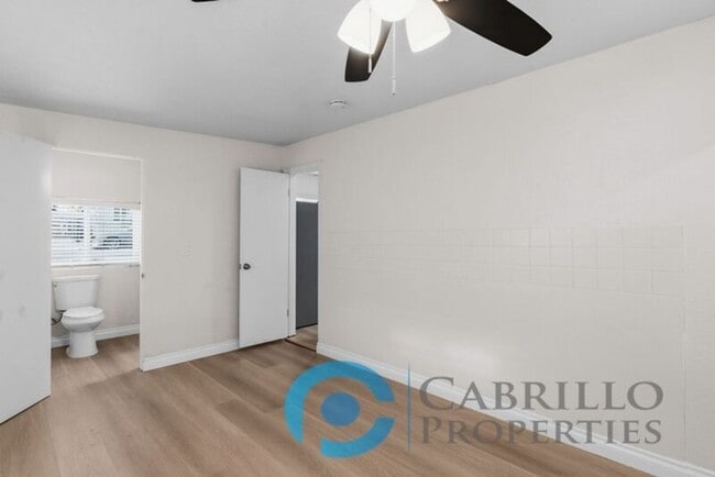 Building Photo - 6311 Inman St