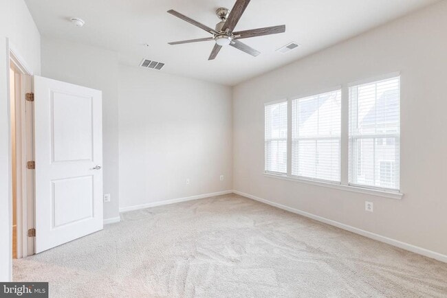 Building Photo - 1438 Strahorn Rd