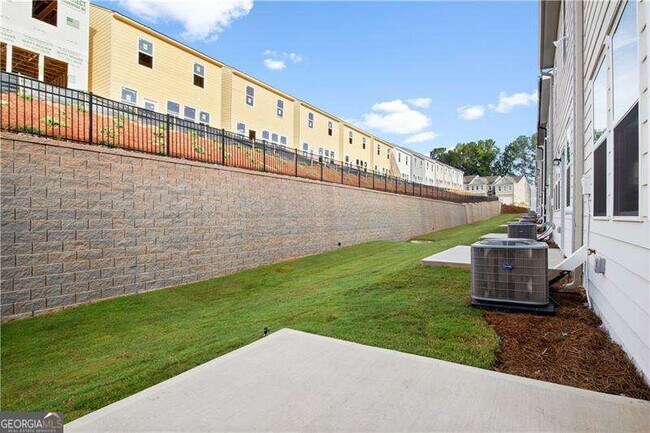 Building Photo - 284 Whitetail Cir