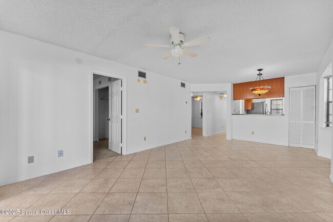 Building Photo - 1725 Harrison St