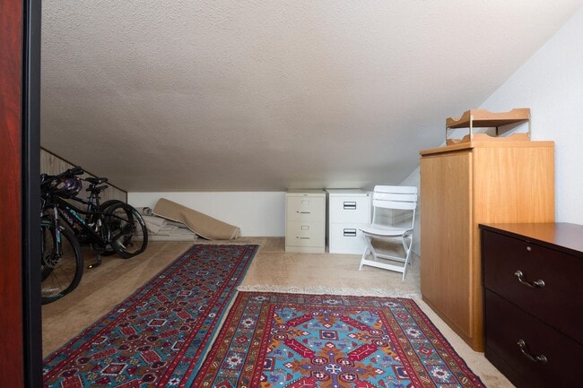 Building Photo - Available now!  Year lease!   Three Bedroo...