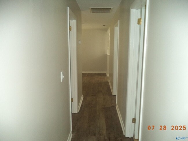Building Photo - 302 Joe Quick Rd